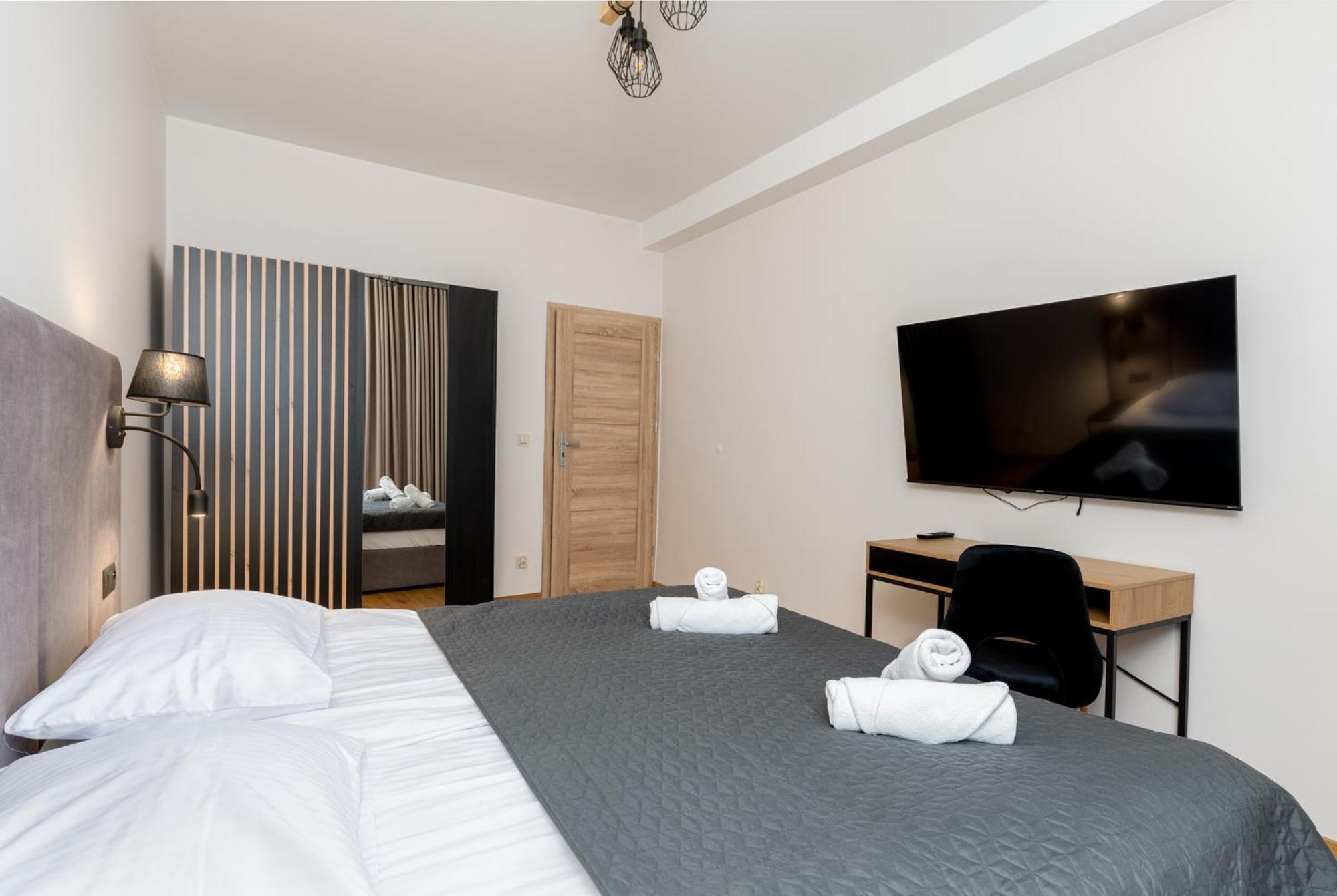 Revesen Premium Apartments Krakau Exterior foto